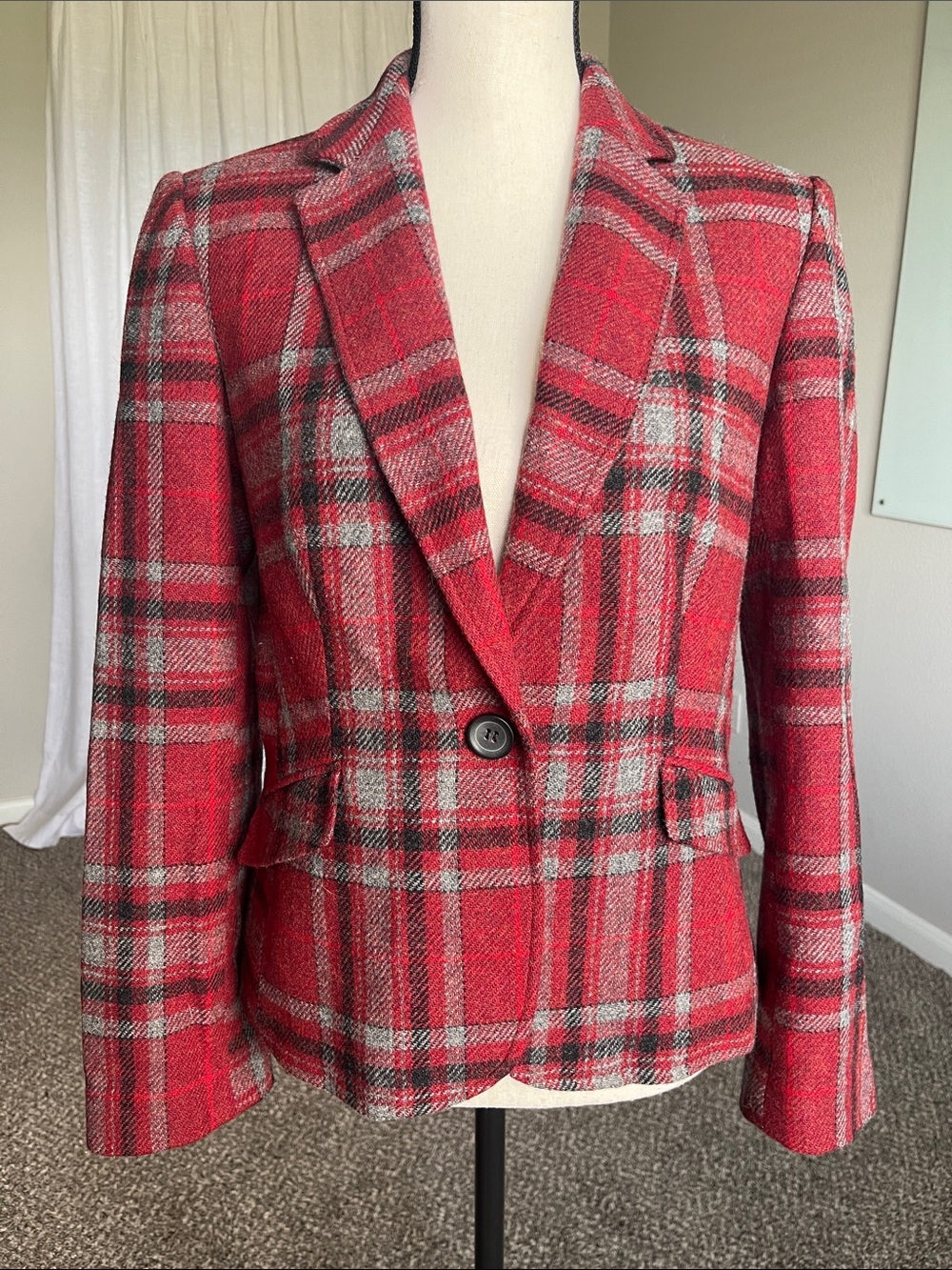 Talbots Petite 10P Red Plaid Wool Blend Blazer Jacket Peplum Back Career